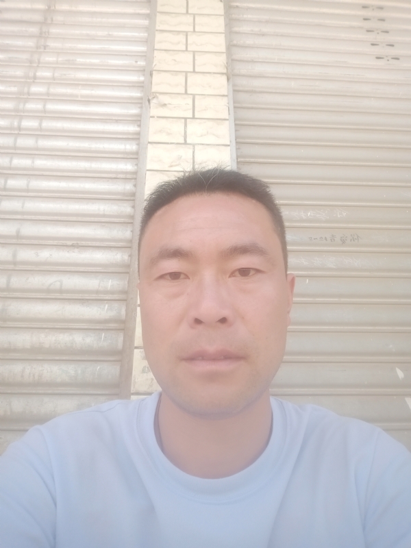 尘缘的第一张照片--凉山闪婚服务中心